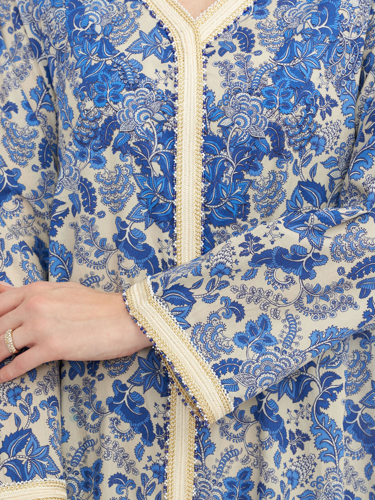 Blue Cotton Floral Print Jalabiya with Lace Work (VG2722)