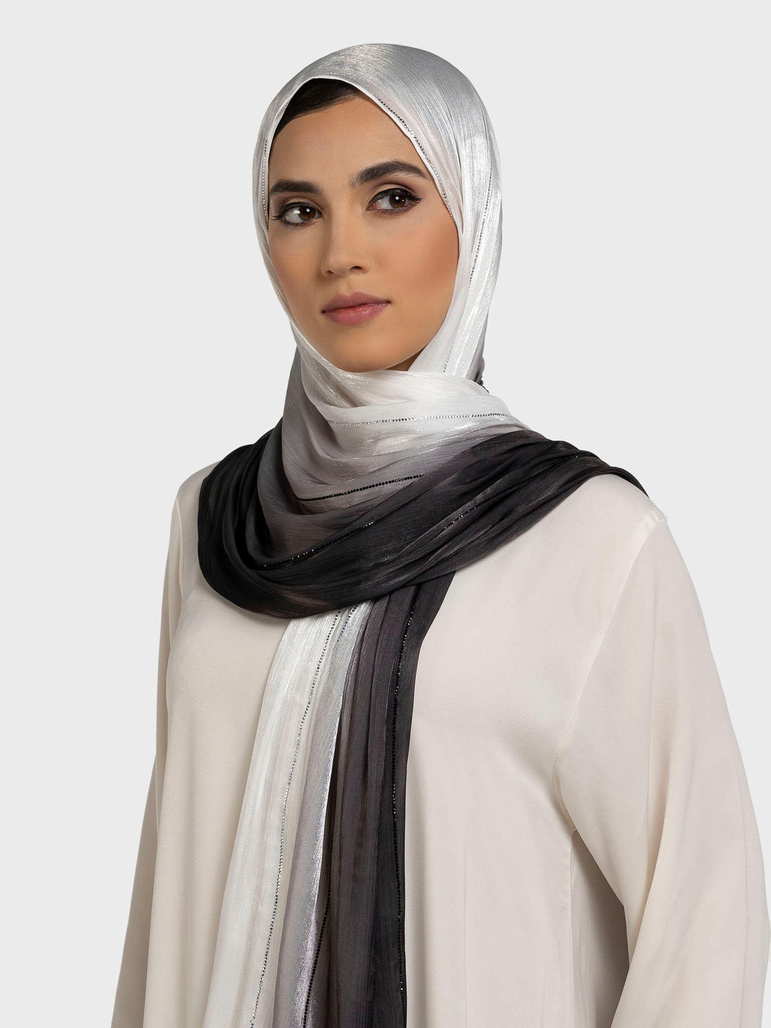  DarkGrey-OffWhite 1