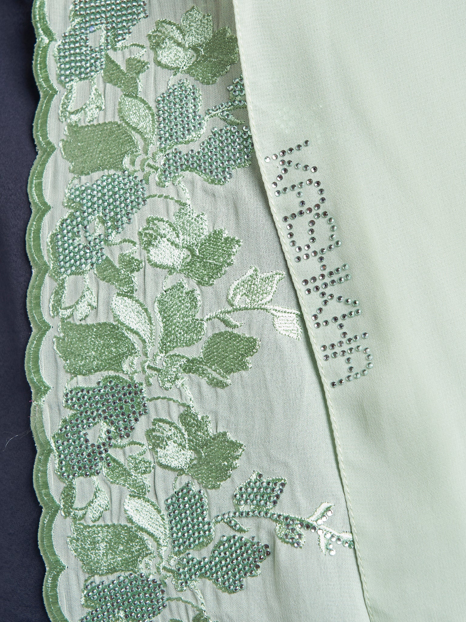 Chiffon Flower Embroidered Wide Hijab (KP18050L)