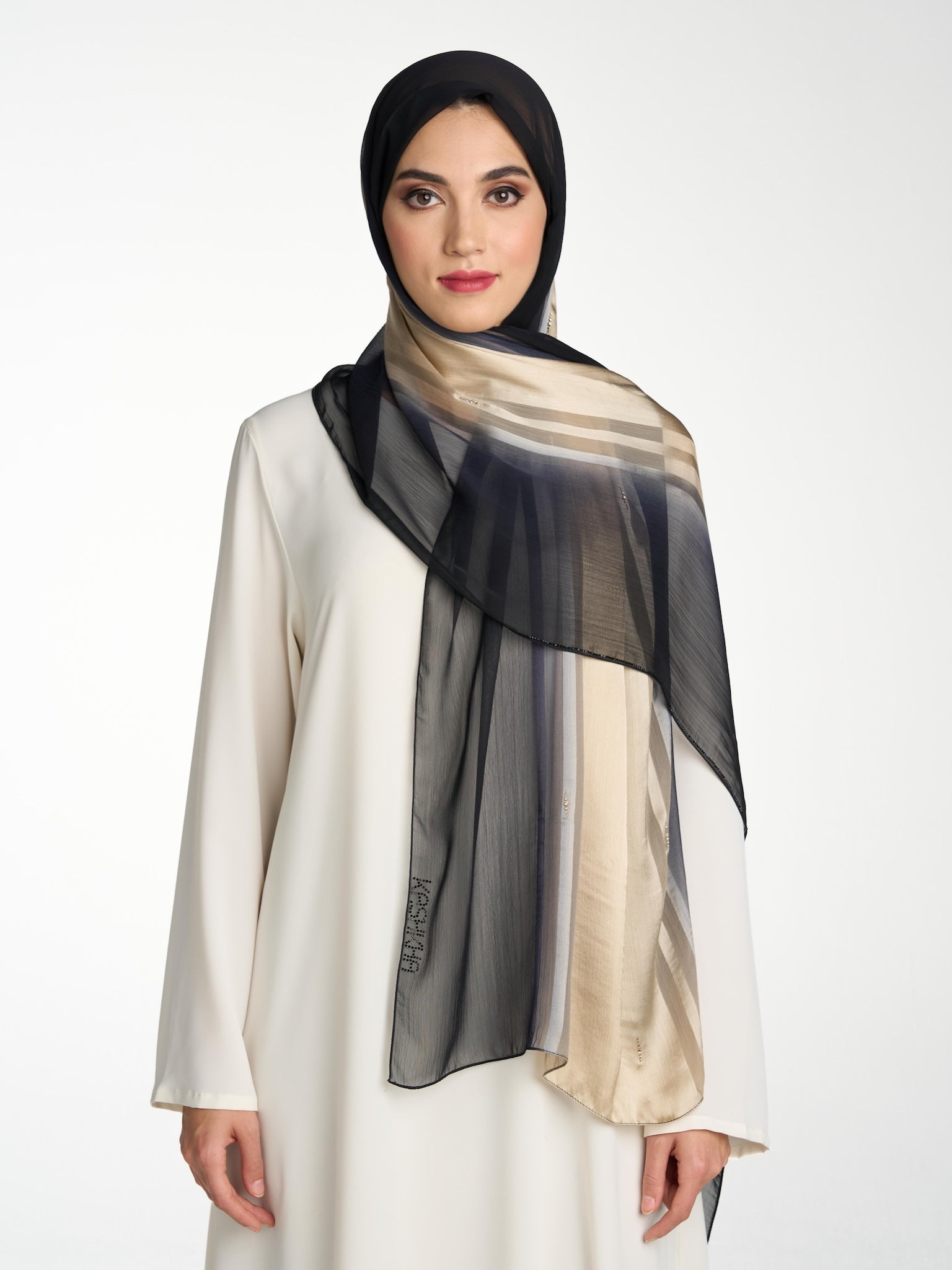 Black-Beige 1
