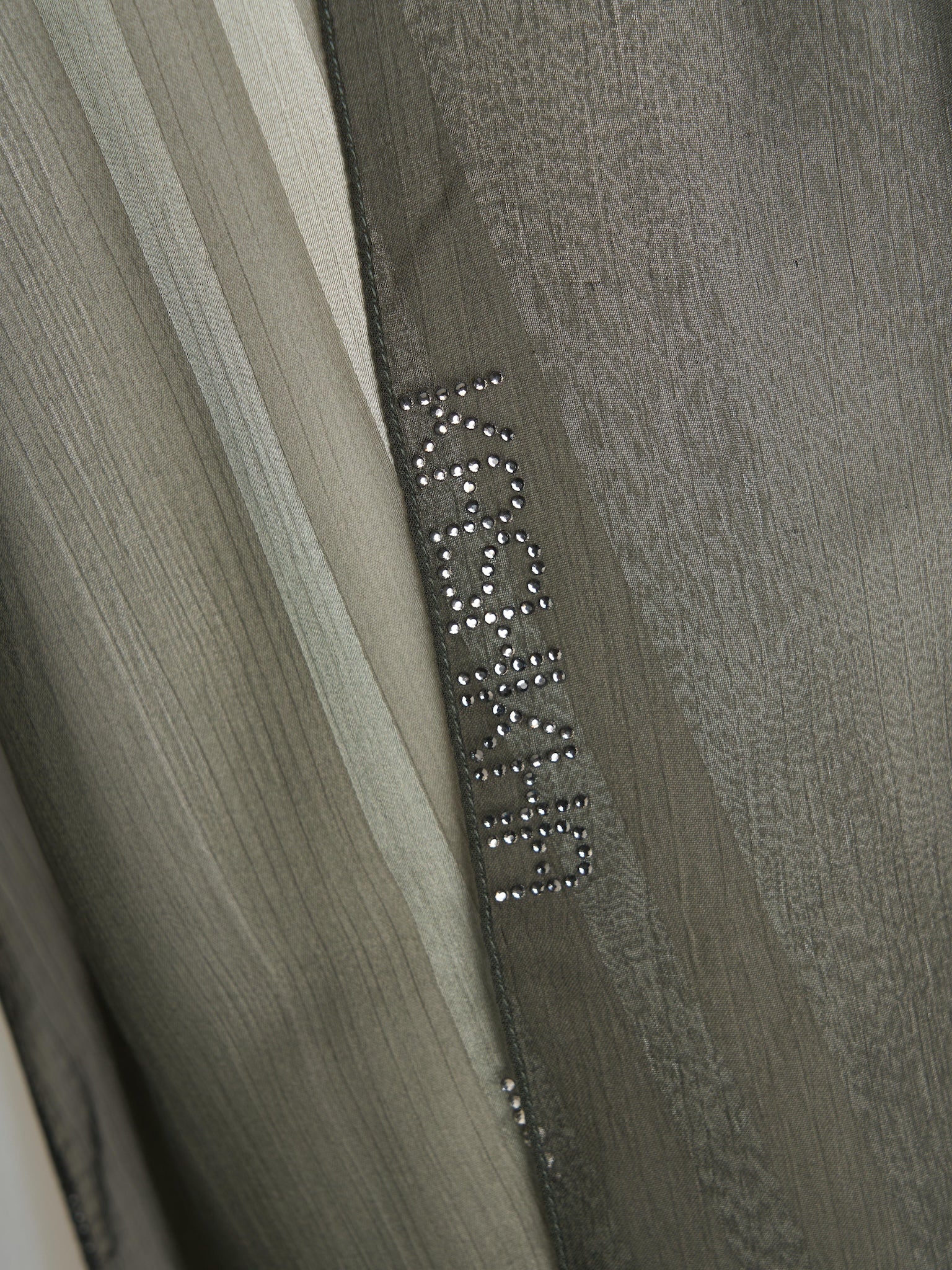 Olive-Dovegrey